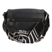 DÁMSKÁ KOŽENÁ LEDVINKA AVERY ČERNÁ